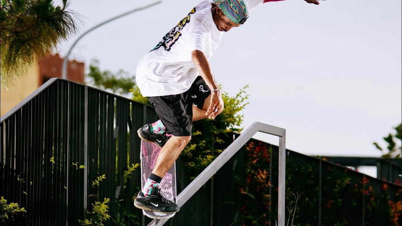 Esta vez platicamos con este patinador Costarricense que vino a México a destruir algunos spots para su nieva videoparte. Este patinador latino es patrocinado por Arizona, Nike y Natural Koncept <br /><br />Imagen Stand By.