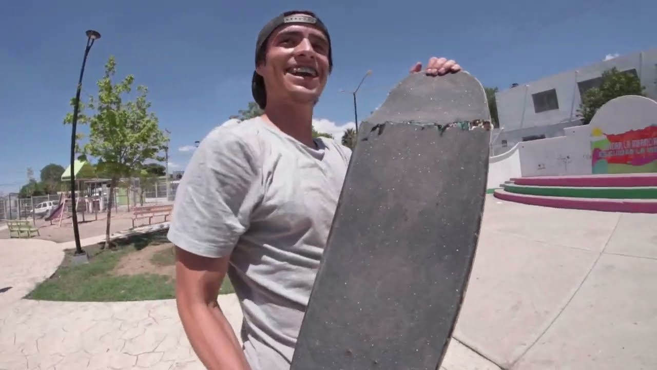 La marca mexicana del estado de ZACATECAS, nos deja un vídeo que se planeó iniciando el 2022 en el cual se propusieron en armarlo y sacar clips lo más posible que se pudiera, viajando a varios estados de la república mexicana, no fue fácil ya que pues todos los del equipo dependen de sus trabajos y cada fin de semana se dispusieron a filmar, ya que eran los días que podían salir a grabar pero fue mas su amor por el skate o por armar sus vídeo partes. Hicieron lo imposible por filmar todos los fines de semana. Así fue iniciando del mes de febrero hasta finales de octubre y este es el resultado de aproximadamente un año.<br /><br />Cada patinador tiene su canción que refleja su persona, eso tratamos de reflejar en el vídeo incluso la parte de amigos todo el vídeo fue una producción que se planeó desde un principio.<br /><br />"Somos una marca, un equipo, una familia que amamos mucho el Skateboarding y nos apoyamos siempre, las tomas son de nosotros mismos ya que la marca en realidad no está como para estar pagando un filmer 📽️ de planta, es una marca que empieza de ceros y tratamos de estar en la escena del skate mexicano". <br /><br />Cuenta con la participación de:<br /> <br />Diego Cardona<br />Ulises Ponce<br />Israel Salas<br />Memo López <br />Mario duro<br /><br />#pinchiputizalife #skateboardingmexico #skatelife