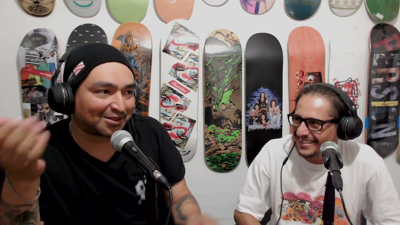 Como cada entrega de este podcast hablamos de los pormenores de la escena del skate mexicano, tomando los puntos de vista de nuestros tres podcasters, Venny, Pelukaz y Sammy, esta vez tocamos temas como: Algunos fails en la edición de videos y recomendaciones, así como la apertura del Skatepark Puerta Aragon.
