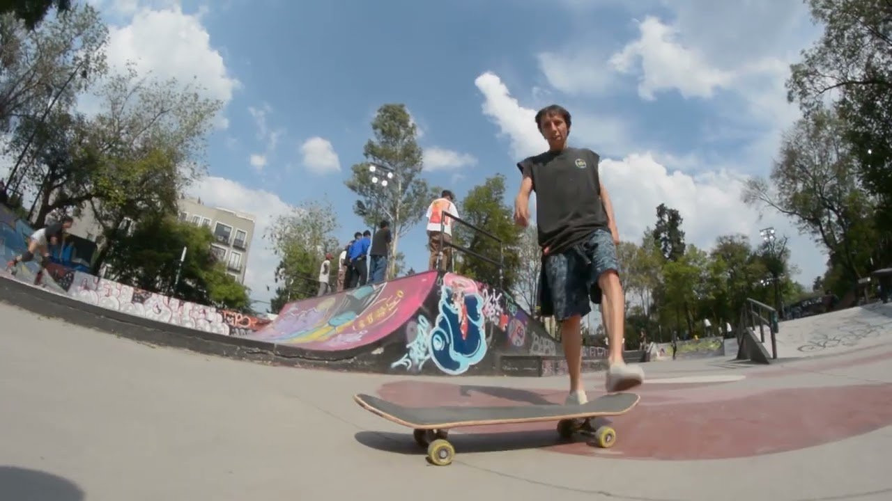 El patinador mexicano Styll bien conocido de la banda metro puebla, nos comparte este material que ha estado grabando por la CDMX por algunos meses.