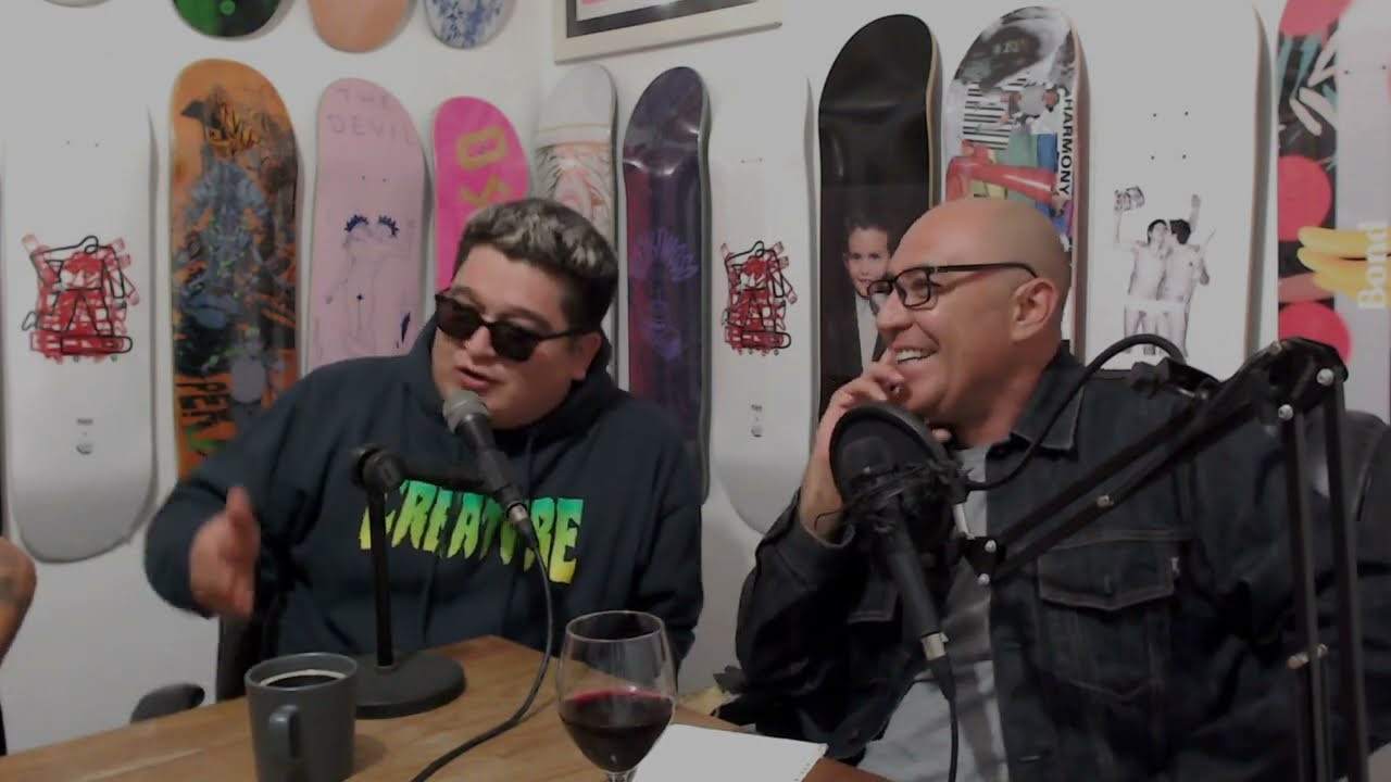 En este episodio 11 invitamos a una de las personas que tal vez sabe más en el skateboarding nacional por su gran experiencia, patinando, haciendo rampas, coordinando eventos, formando y manejando grandes equipos y talentos así como formando talentos nuevos, hablamos del señor Ruli, un viejo lobo de mar que no trajo pelos en la lengua y destapo lo necesario en este episodio del podcast.