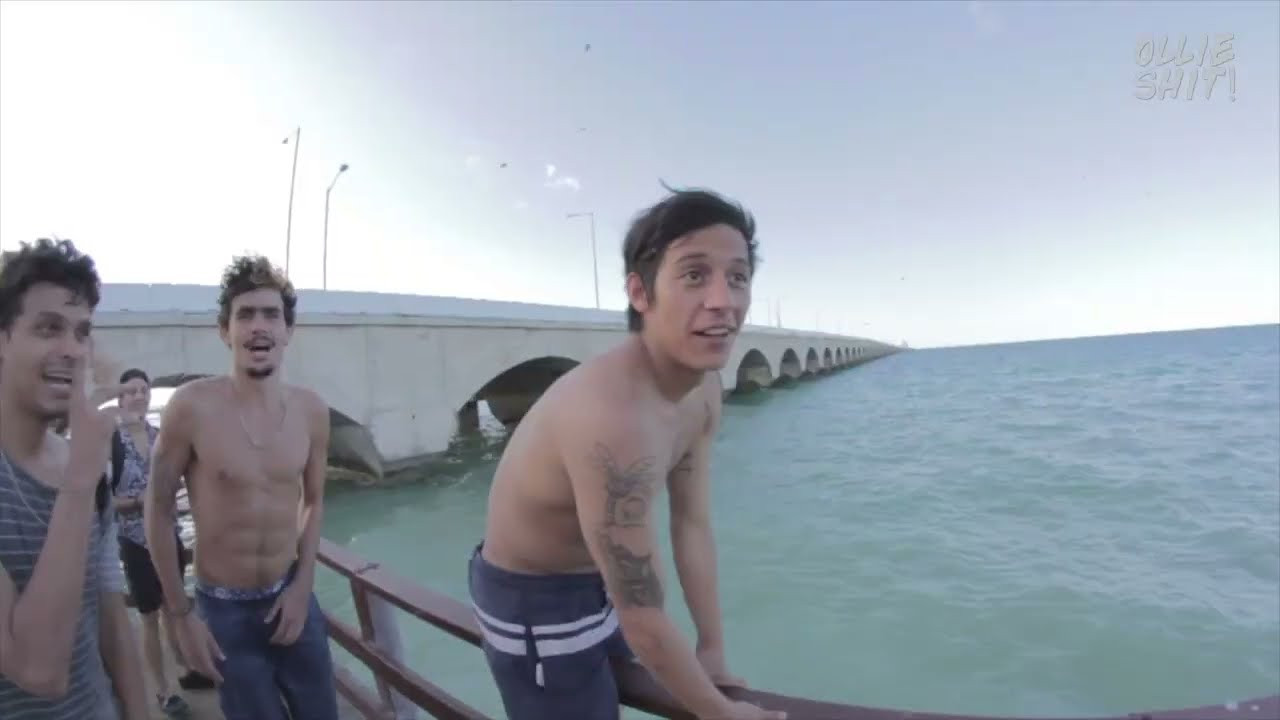 Estuvimos grabando en Merida, de vagos con los patinadores locales, por unos días y esto fue lo que sucedió.