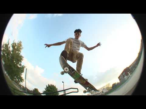 December 6, 2019<br /><br />Chapter 11: Our Forest, Our Empire featuring: <br /><br />Felipe Pagan<br />Nick Stone<br />Gavin Morris<br />Hunter Miller<br />Maurio McCoy<br /><br />Music: Bells - Wanderer<br /><br />#skateboarding #skatevideo #skating #pennsylvania #lancaster #streetskating #postrock #717 #local #instrumental #bells #rock <br />I do not own the rights to the music in this video.