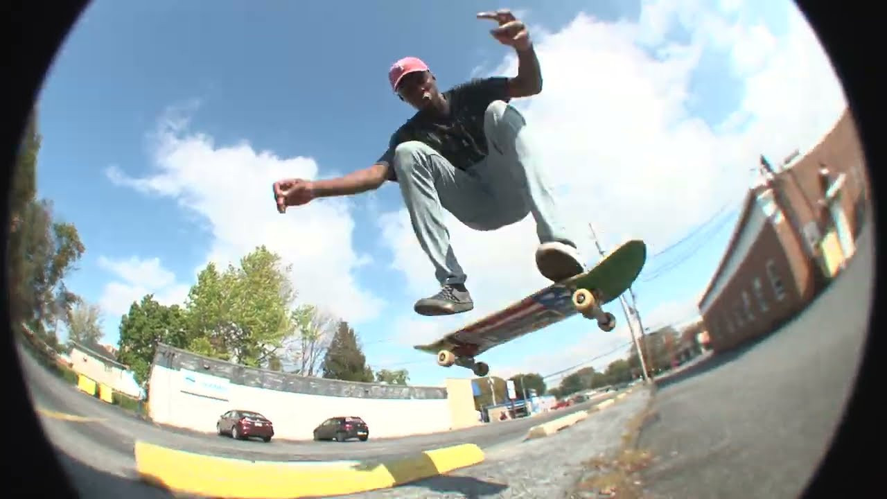 December 6, 2019<br /><br />Chapter 10: Yelling Apples featuring:<br /><br />Erick Freeman<br />Quenyon Gillespie<br />Darryl Hanna<br />Ryan Welsh<br />Shaquan Lane<br /><br />Music: Laddie Moran - Prayers Up (Feat. Wednesday)<br /><br />#skateboarding #skatevideo #skating #pennsylvania #lancaster #streetskating #hiphop #rap #boombap #yellingapples #717 #local #urban #laddiemoran #wednesday <br />I do not own the rights to the music in this video.