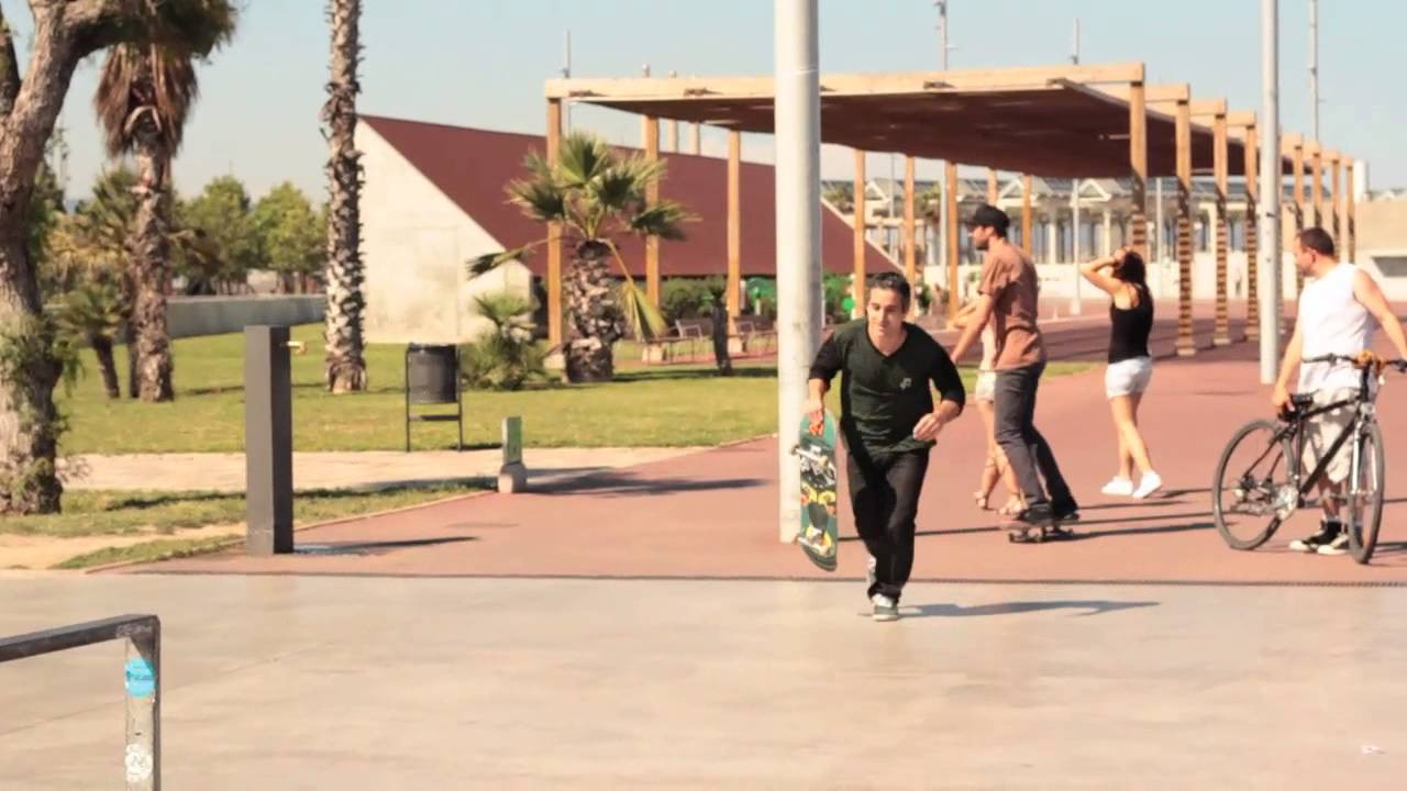 Vídeo de presentación de la Artist Series dibujada por Julian Lorenzo. Marcelino Castro y Julian Lorenzo patinando, Javier Menendez grabando.