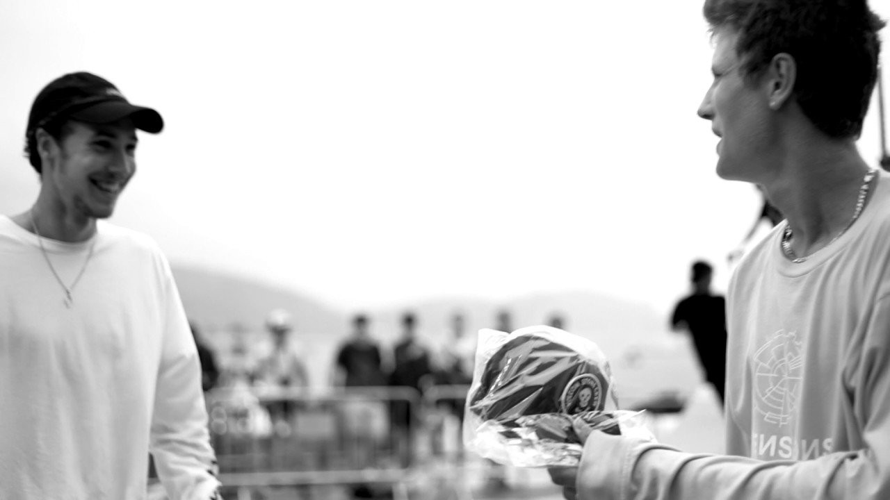 This happen in The Miniramp Masacre 2017 during the Getxo Skate week , presented by Cruzade Skateboards and KAKO Shop<br /><br />Filmed by Pablo Ribera<br /><br />Music: Bullwinkle - The Centurions<br /><br />cruzadeskateboards.com<br />facebook.com/cruzadeskateboards<br />twitter.com/cruzadeskate<br />instagram.com/cruzadeskateboards