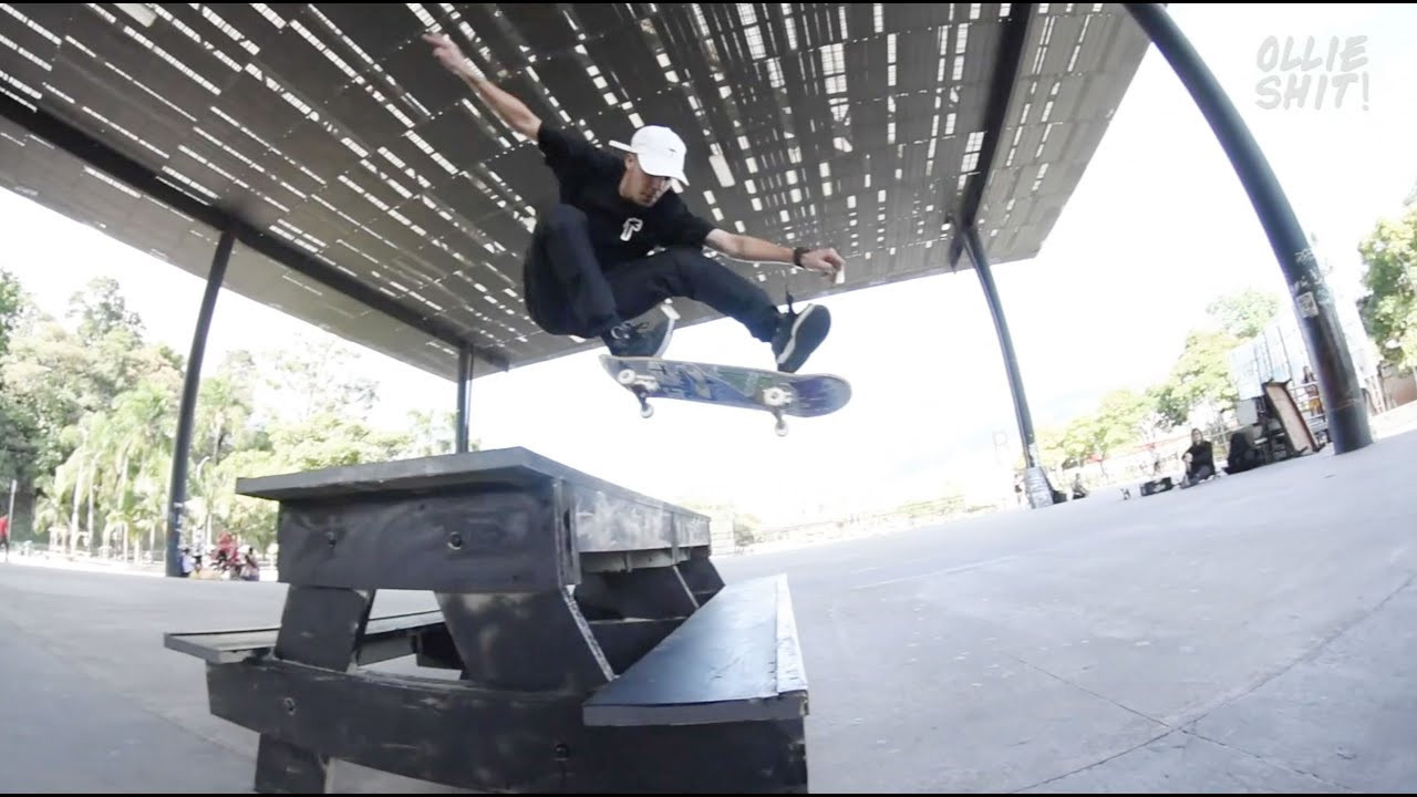 Border Skateboards es una compañía mexicana que se esta abriendo a diferentes horizontes, donde también hay patinadores del mas alto nivel, en esta ocasión les dejamos la bienvenida a Camilo Henao, un gran talento colombiano que viene a engrandecer las filas de este equipo y tiene una carrera en el skateboarding con un gran futuro, también los colombianos Mateo Gonzalez y Daniel Zapata son presentados en este montaje como parte de las nuevas adiciones al team.