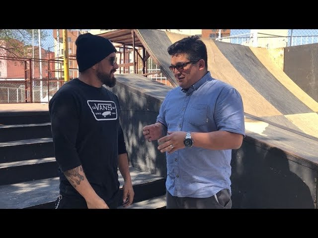 En esta edición de Te Compro un Truco les tenemos una sorpresa con una figura muy importante del skate nacionale que lleva vigente mas de 20 años patinando y poniendonos la mesa para poder patinar, estamos hablando de.....