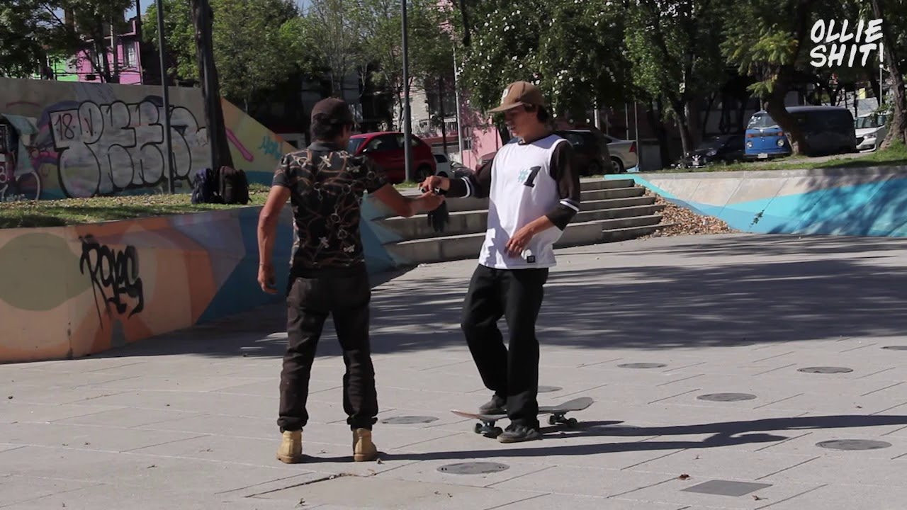 La viga es un parque que puso el gobierno pero parece mas spot de calle, no tuvo tanto revuelo como otros pero también esta interesante y tiene cosas como escaleras, bancas y unos gaps chidos para darle, por eso Kevin Navarro decidió desempolvarlo un poco, con este 10 Trucos en Calle.