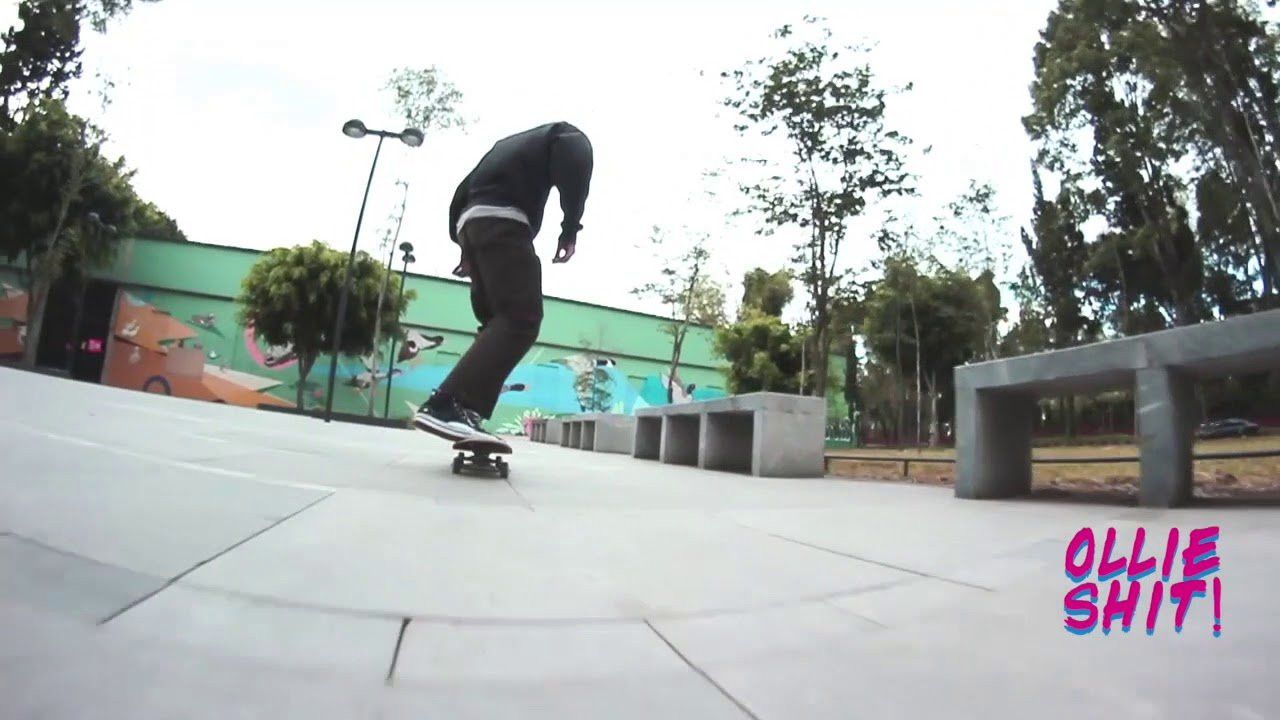 De regalo de Navidad les tenemos la video parte de una pieza clave en el skate de Costa Rica quien como el sol también nació hoy 25 de diciembre y festeja sus 45 años con una video parte bastante maciza que todos quisiéramos tener a esa edad, favor de ponerle atención y usar el area de comentarios para desearle ¡Feliz Cumpleaños a eta grab inspiración!