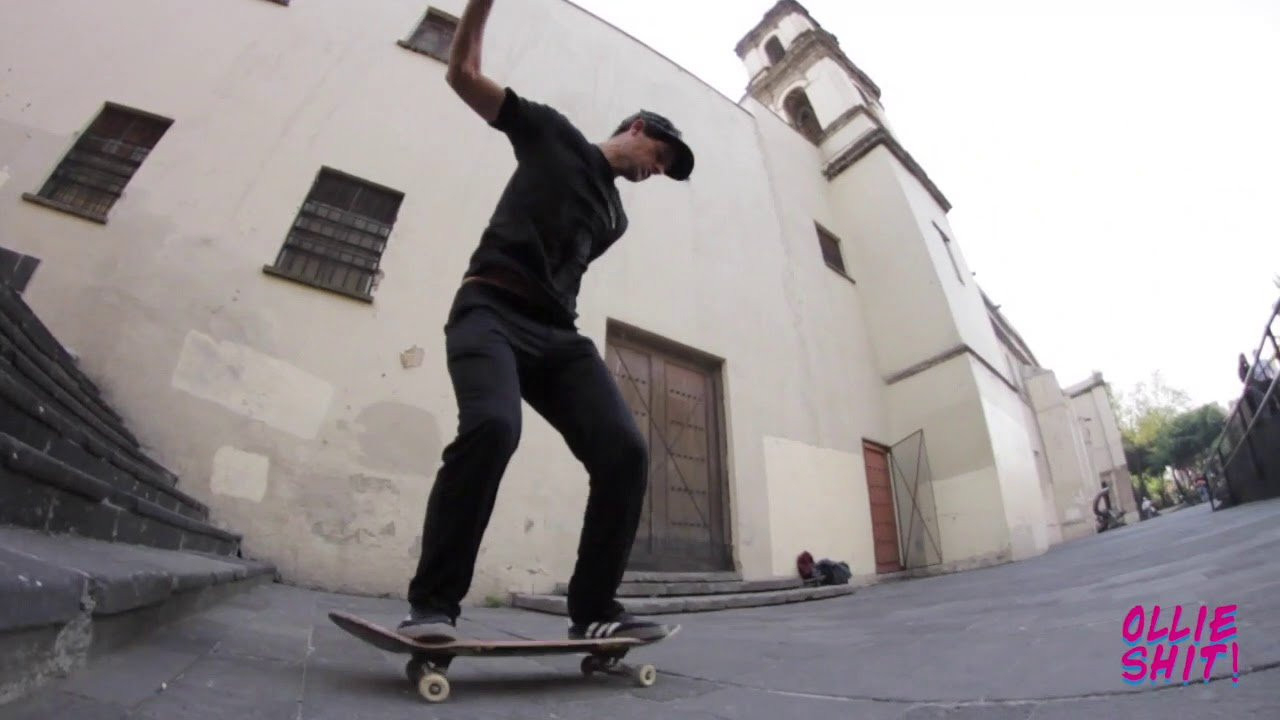 Michael Scott estuvo de visita un par de semanas en la CDMX, por lo que no podíamos perder la oportunidad de filmar algo con él, por ello, agarramos cámaras y tablas, para irnos a las escaleras del claustro de Sor Juana, donde Michael dejó sudor y esfuerzo para obtener estos 10 increíbles trucos. ¡Disfruta y no olvides compartir con tus compas!