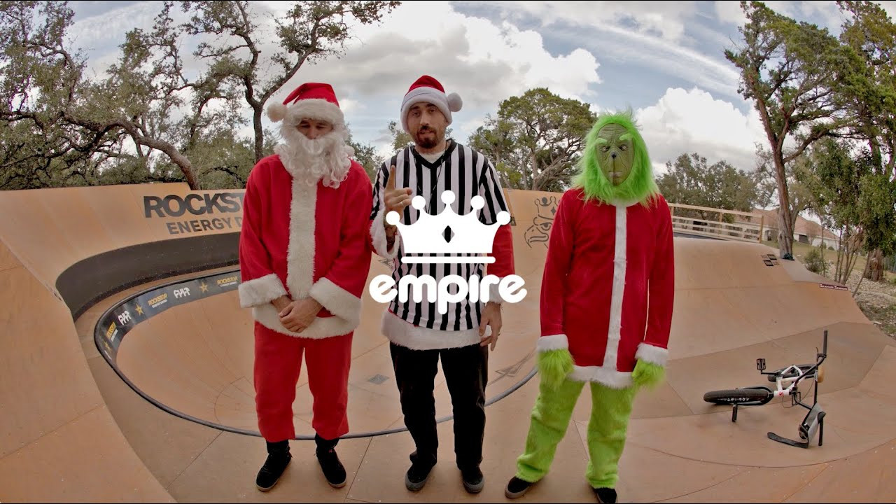 Merry Christmas one and all! our gift to you today is a game of bike featuring Aaron Ross against Chase Hawk. fire up a hot chocolate and let the Hawk's Nest decide who has been naughty or nice<br /><br />filmed and edited by Devon Hutchins