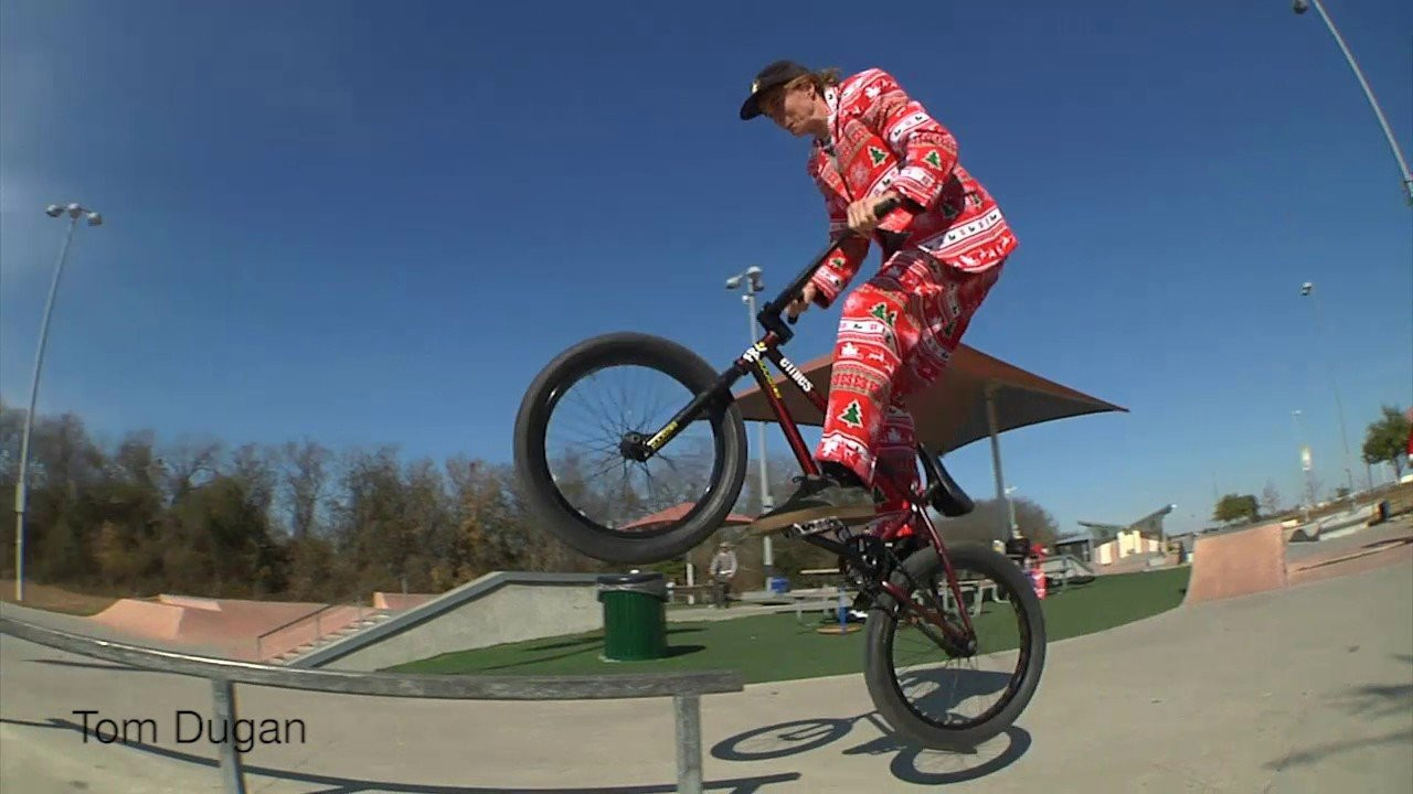 merry Christmas and happy holidays from all of Santa's little helpers at Empire BMX. thanks for another great year!