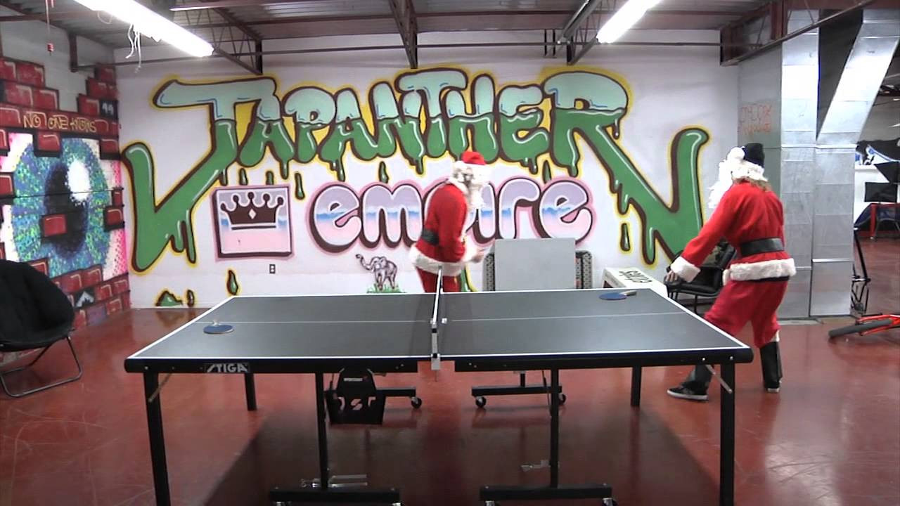 a couple of our jolly Santas caught in action, making magic happen. merry Chistmas to all, and to all a good RIDE!!!!
