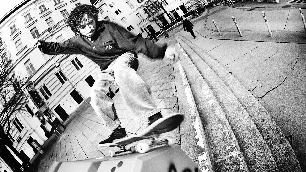 Our favorite turtle enters a new context created by the wonderful & talented Simon Trummer.<br /><br />Film & Edit Simon Trummer.<br /><br />Check out the Place article here:<br />https://place.tv/luci-jankoscheks-nosedive<br /><br />Or follow us on Instagram to stay up to date:<br />https://www.instagram.com/placeskateboardculture