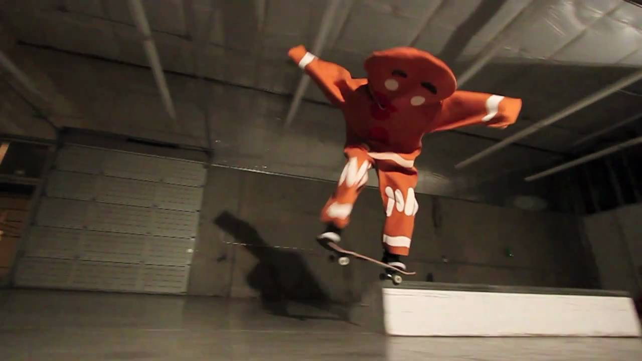 Gingerbread Man skates the EXIT warehouse