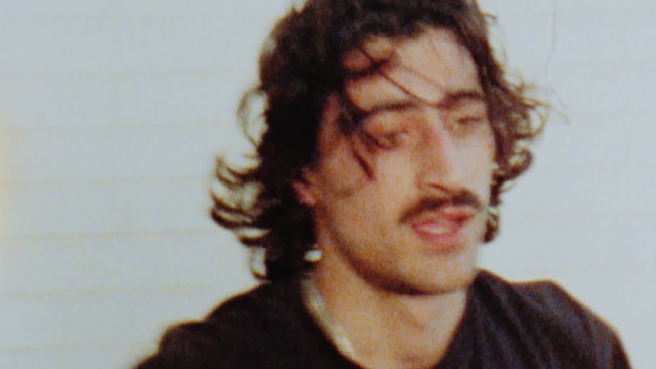 We are pleased to present 'PMA', a video starring Lukas Amador, in association with Blast Skates, filmed between London, Spain & across Europe.<br /><br />Edited by Nacho Errando.<br /><br />Filmed by Roberto Marcelli, Alan Ladigan, William & Michael Boardman, Mattias Tommasoli, Guillermo Beses, Ryan Gray & Chris Koncise..<br /><br />Super 8 by Nacho Errando.<br /><br />Colour grading by Mario Lorente.<br /><br />Still photography by Guillermo Beses & Nacho Errando.<br /><br />Music<br />Makina en Frío<br />Tusa<br /><br />Lágrimas Negras<br />Bebo<br /><br />Blue Train Lines<br />Mount Kimbie<br /><br />https://www.greyskatemag.com/<br />https://www.blastskates.com/