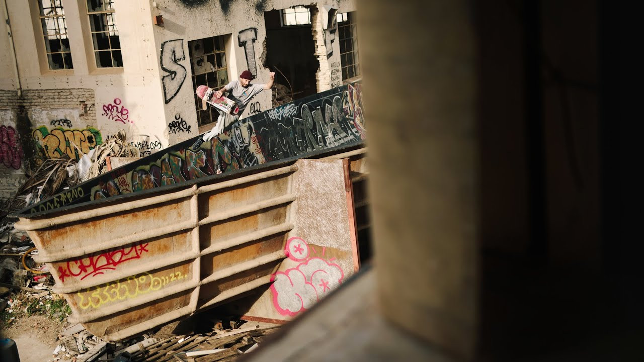 We are pleased to present 'I Think it's Your Mind', a video by Jackson Davis for Lovenskate.<br /><br />Featuring: Daniel "Schianta" Lepori, Lucas Healey, Jordan Thackeray, Alex Hallford, Daniel Tabakin, Donald Huycke, Alice Smith, Stu Smith, Mikey Patrick & Ewen Bower.<br /><br />Guest skaters: James Griffiths & Dexter Harrison.<br /><br />Additional filming: Tidy Mike, Julez Meier, Damià Tesorero & James Griffiths.<br /><br />Thumb photo: James Griffiths.<br /><br />Music<br /><br />What's The Ugliest Part of Your Body<br />The Mothers of Invention<br /><br />Megumi The Milkyway Above<br />Connan Mockasin<br /><br />Birds, Pt. I<br />Chassol<br /><br />Light<br />Amon Düül II<br /><br />https://www.greyskatemag.com/