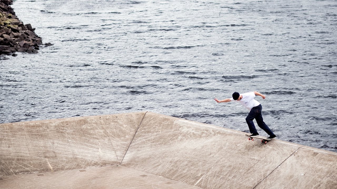 A film by Jim Craven for Grey Skateboard Magazine, Emerica and Heroin Skateboarding.<br /><br />Starring Tom Day. <br /><br />Also featuring Zach Riley and Joe O'Donnell.<br /><br />Filmed and edited by Jim Craven.<br /><br />Logos by Pip Seagrave.<br /><br />Music<br />Blowing Stones<br />Gauzy Wing<br />Noble Spruce<br />All by Jam Money<br />Spillage Fete Records<br /><br />http://www.greyskatemag.com/<br />http://emerica.com/<br />‎http://www.heroinskateboarding.com/<br />http://www.spillagefeterecords.com/