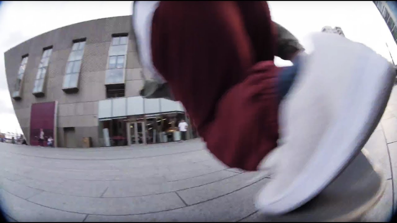 During the London leg of the recent DC Special Delivery 3 tour, European riders Thaynan Costa, Josef Scott Jatta and recent addition Leo Valls joined UK rider James Bush at Canada Water to test DC's new Baker Trase Slip-on S RT and Astor S shoes.<br /><br />Filmed and edited by Sirus F Gahan. <br /><br />http://www.greyskatemag.com/<br />http://www.dcshoes-uk.co.uk/skate/