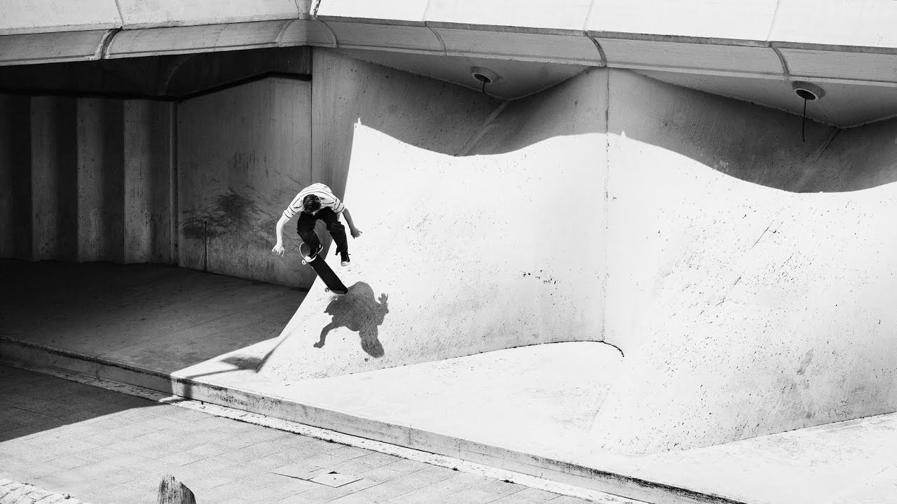 A film by Jim Craven for Grey featuring Carhartt WIP riders: Jonas Skrøder, Bram De Cleen, Étienne Chatelain, Pietro Tirelli, Sylvain Tognelli, Gabriel Engelke, Ollie Lock, Igor Fardin and Joe Gavin.<br /><br />Supported by Carhartt WIP.<br /><br />Music<br /><br />Tin Lore<br />By A Happy Return<br /><br />Aire Libre <br />By Lucien Belmond<br /><br />Subscribe to our Youtube channel here: https://www.youtube.com/channel/UCjoSeI8GlGqdmZZS3dDOLyQ/?sub_confirmation=1<br /><br />https://greyskatemag.com/<br />https://www.carhartt-wip.com/en<br />https://spillagefete.bandcamp.com/