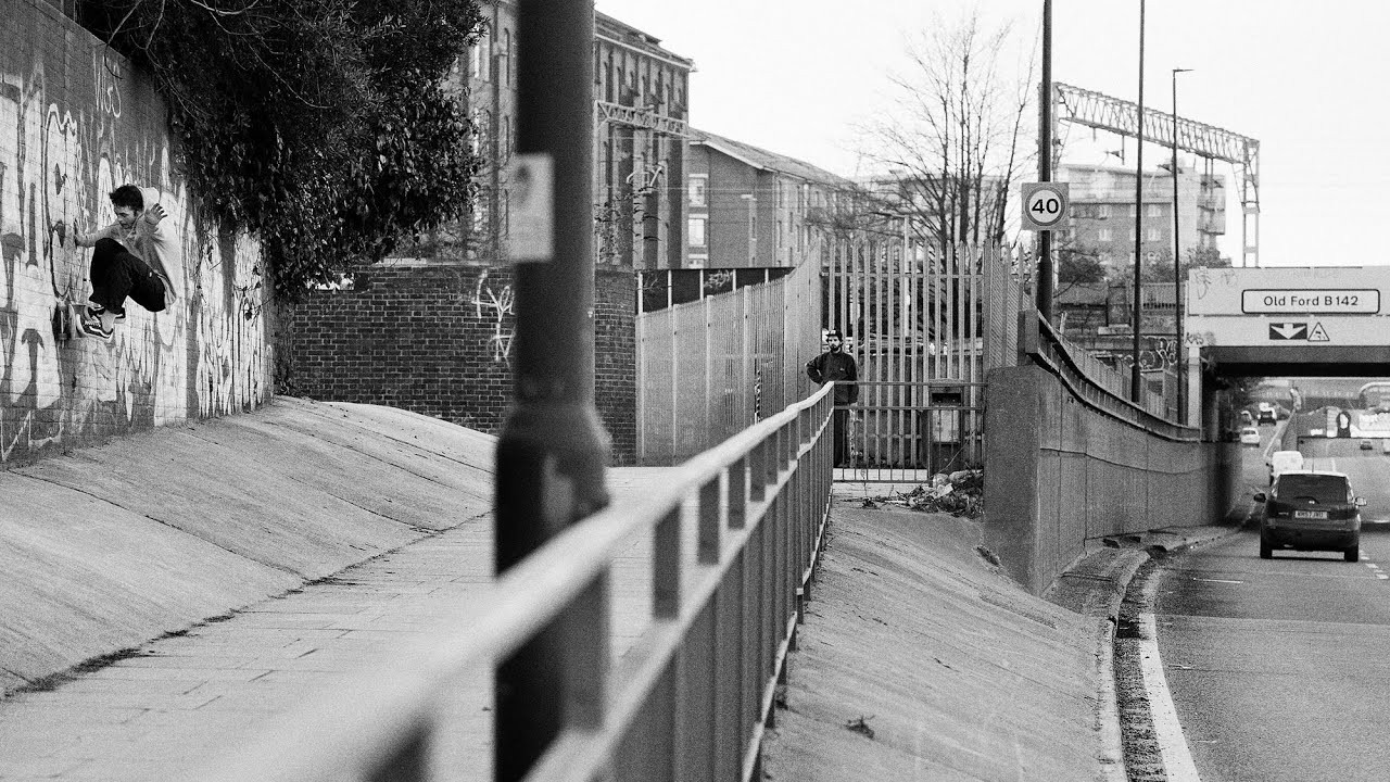 A film by Henry Edwards-Wood starring Tom Lock.<br /><br />Also featuring: Jacob Sawyer, Joe Walker, Domas Glatkauskas, James Sofo, Kaitlene Koranteng, Kavita Babbar, Deimante Sprainaityte, Harry Wilson, Taylor Jones, Dexter Harrison and<br />Jess Holland.<br /><br />Additional filming: Tom Fuller, Tom Lock, Tristan Tutak and Deimante Sprainaityte.<br /><br />Supported by Drug Store Skateboarding. <br /><br />Read Tom's interview from Grey vol. 05 issue 10 here:<br />https://www.greyskatemag.com/post/tom-lock-interview/<br /><br />Subscribe to our Youtube channel here: <br />https://www.youtube.com/channel/UCjoSeI8GlGqdmZZS3dDOLyQ<br /><br />https://greyskatemag.com/<br />https://drugstoreskateboarding.com/