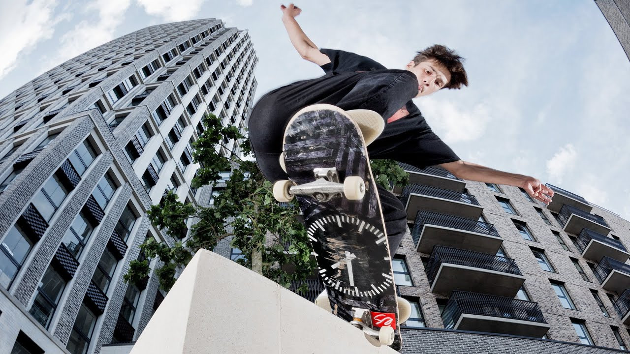 Two minutes of raw London street skating filmed and edited by Mark Hawkshaw-Burn.<br /><br />Guest Skater: Harrison Woolgar.<br /><br />Additional filming: Lloyd Davies.<br /><br />Subscribe to our Youtube channel here: https://www.youtube.com/channel/UCjoSeI8GlGqdmZZS3dDOLyQ/?sub_confirmation=1<br /><br />https://greyskatemag.com/