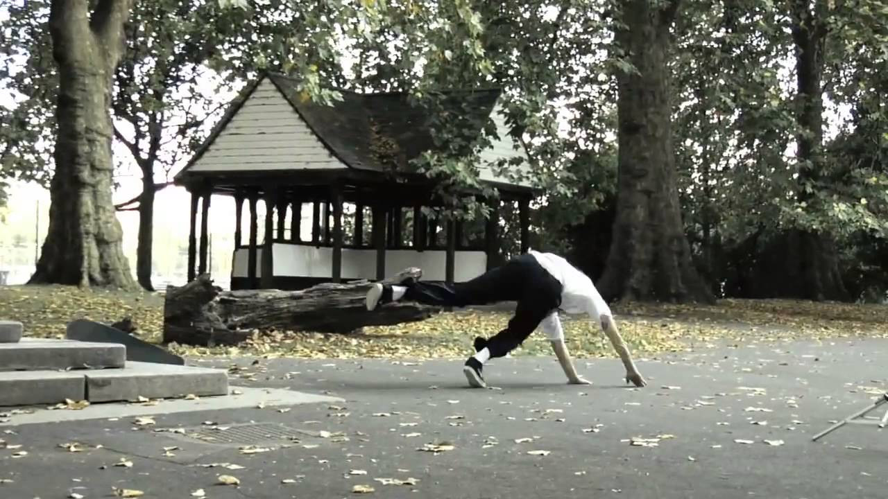 In The spring of 2012 to conicide with the release of Landscape's S/S range the full team got together in London for a long weekend. Filmed and Edited by Henry Edward woods ft snowy, Joey Pressey, Nick Stansfield, Tyrone O'Hanrahan, Jin Shimizu, Ash Hall, Joe O'Donnell and Nicky Porter.