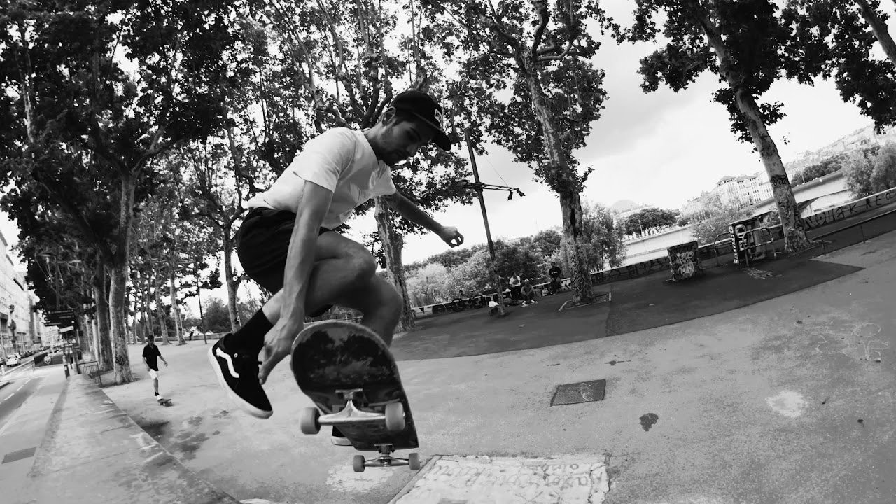 Adrien Coillard & Arno Wagner Warming Up on a DIY in Lyon by Hugo Bernatas
