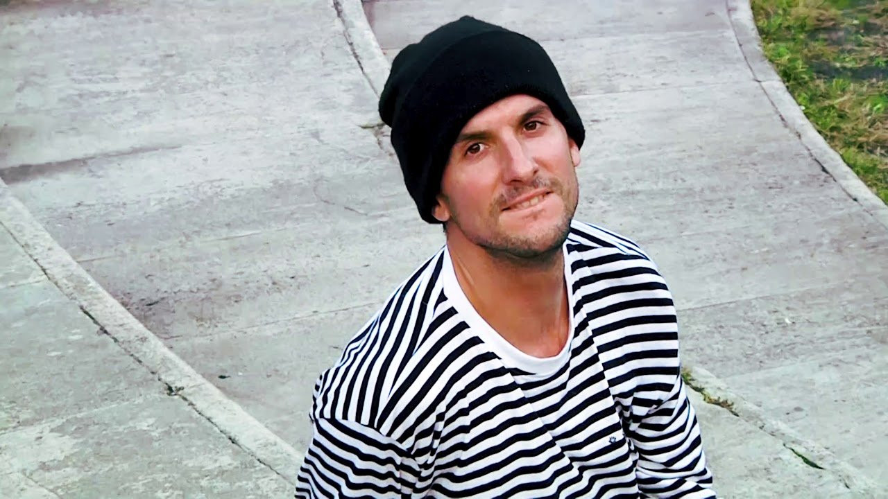 Léo Valls & Tom Botwid ( owner of Poetic Collective ) went to Bordeaux, Malmo and Lyon on Filming Missions last Summer with Talented Filmer @makkebengtsson and put together a smooth edit @filmtrucks @leovalls @tombotwid