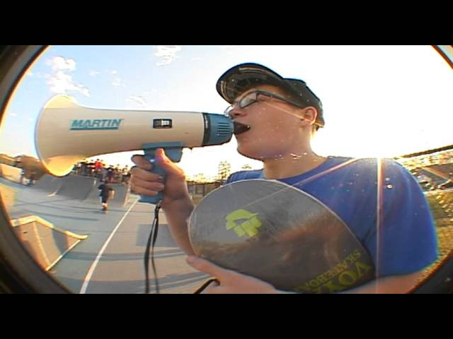 It was super hectic but a great time. Thanks to our sponsors Spitfire, Vitamin Water, and Voyage for supplying us with tons of give-aways!