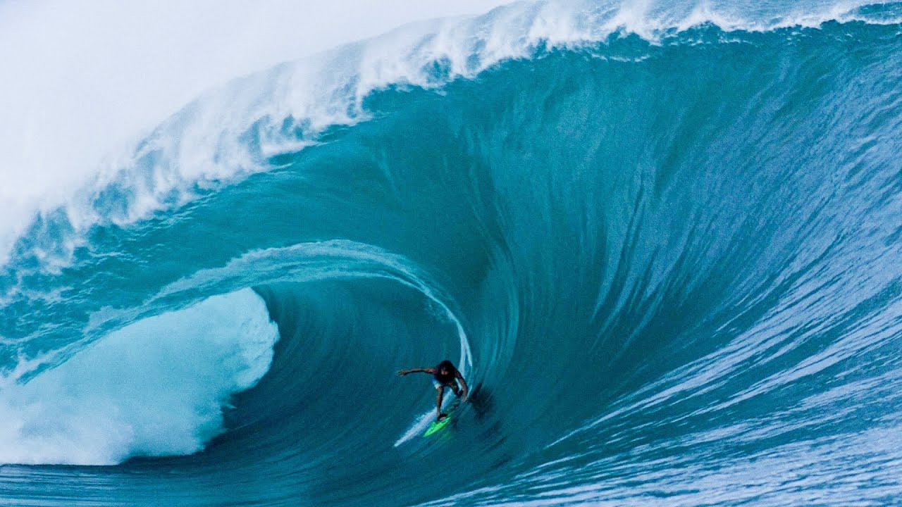 The Tahiti Pro is about to kick off in incredible surf. Former Teahupo'o winner Jeremy Flores makes his picks for the event.