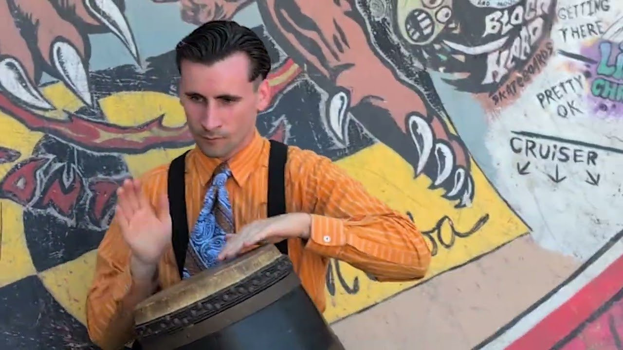 In the very first mini episode, performer/entertainer GAVIN BRAUN makes a brief appearance at THE TOMCAT SK8TV SHOW'S RTCbowl and shares some old time fun with us!<br />We hope to get him back for a full episode someday!