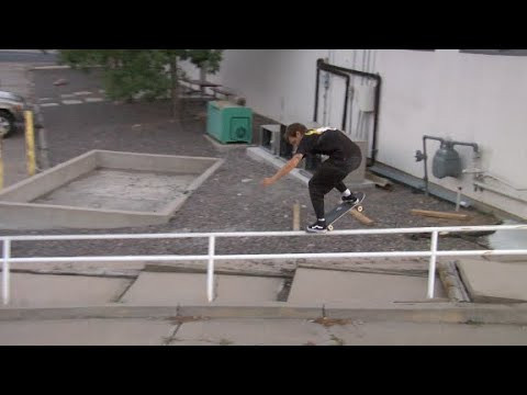 Axel unleashed. Consume Now.<br /><br />filmed and edited by Don Luong