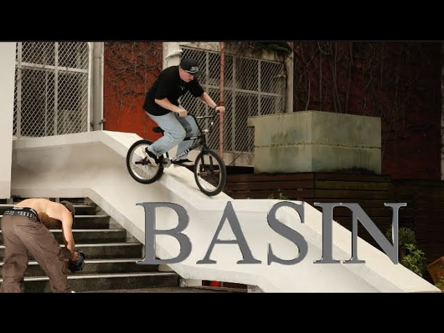 NEW DIG APPAREL https://shop.digbmx.com/collections/APPAREL-AND-MORE<br />-----<br /><br />4 days, 4 neighborhoods, 3 homies, 2 typhoons, 1 city. <br /><br />Robin Slootmaker explains more: <br />"Sam Lee came from HK for a long weekend to Taipei so he, Awen, and I got together to get out and ride as much as we could despite the limiting weather. The homies like Allen and Tam came through and weather let up for a couple days and we were able to put this all together. For us this is what BMX is all about, the friends, the travel, the sessions, the life along the way with a shared goal and drive to ride and create. As well despite the shit weather, Taipei still provides on the spots without fail. It’s a good feeling when the homies travel for some crusty street jib sessions and to hang while dodging the rain in a very wet Taipei Basin.” <br /><br />-----<br />Visit our website for more BMX videos - http://digbmx.com <br /><br />SUPPORT PROJECT X https://shop.digbmx.com/collections/project-x <br />SUBSCRIBE to the DIG channel for more videos - http://bit.ly/DigBMX<br /><br /> ● Facebook - https://facebook.com/digbmx <br /> ● Instagram - https://instagram.com/digbmx <br /> ● Twitter - https://twitter.com/digbmx <br /><br />#BMX #DIGBMX