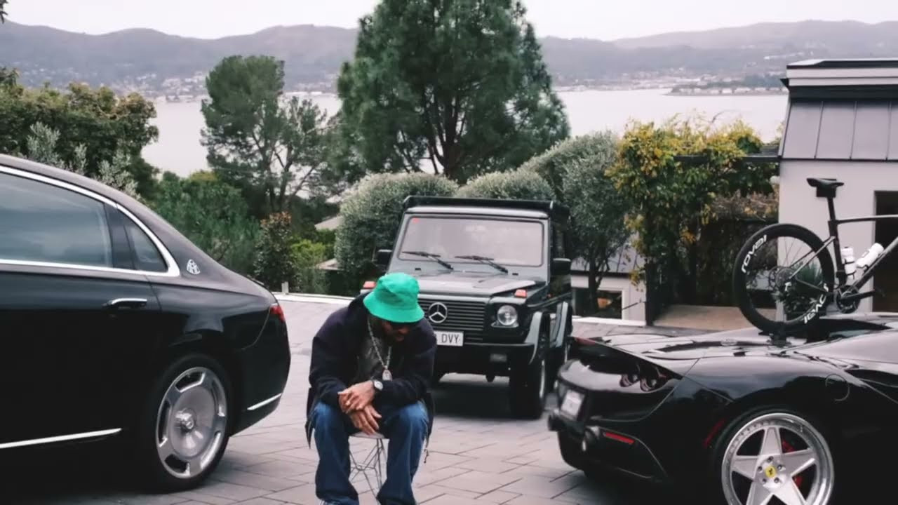 Final track off "Memories...Loading..." Here I sampled Super Mario 64 and added a Larry June acapella over it.<br /><br />#hiphop #hiphopmusic #hiphopbeats #rap #music #supermario64 #nintendo #nintendo64 #larryjune #lofi #chill #videogames #nostalgia