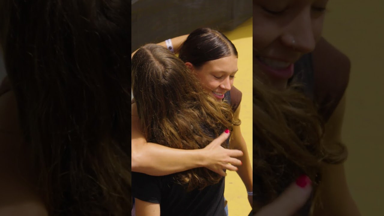 Portland showed up for the Women’s Street Final and the crowd’s hype set off finals day. 🙌🔥 Watch all the best moments now in our highlights on Platfrm's YT channel. #platfrm #RockstarEnergy<br /><br />Subscribe to the Platfrm channel!<br />https://bit.ly/4aScSzM<br /><br />Follow us on:<br />TikTok: https://www.tiktok.com/@the_platfrm<br />Instagram: http://instagram.com/theplatfrm<br />Facebook: http://facebook.com/theplatfrm<br />Twitter: http://twitter.com/the_platfrm