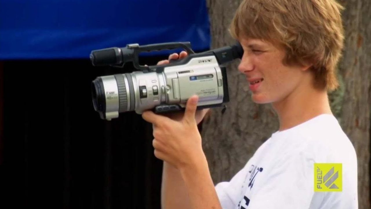 🛹 Thanks for subscribing! 🛹 https://youtube.com/@fueltv?sub_confirmation=1<br /><br />Lights, Camera, Action | Camp Woodward | S6E4 <br /><br />It's time to put the athlete's creativity to the test by editing a skateboarding video to show to the campers. Jacob finds it hard to work as a team, but with the visit of pro skater Mike Vallely Jacob gains a new perspective.<br /><br />Watch more at https://fuel.tv
