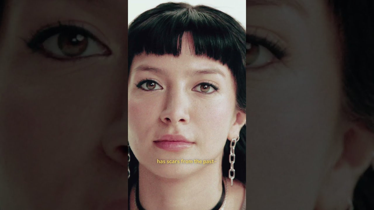 Inspired by her time skating all over the globe, Tania delivers an Old Skool with premium rub-away leather. Launching 9.4.<br /><br />Subscribe now at: http://www.youtube.com/vans?sub_confirmation=1<br /><br />Connect with Vans: <br />http://www.vans.com <br />http://www.tiktok.com/@vans<br />http://www.instagram.com/vans<br />http://www.youtube.com/vans