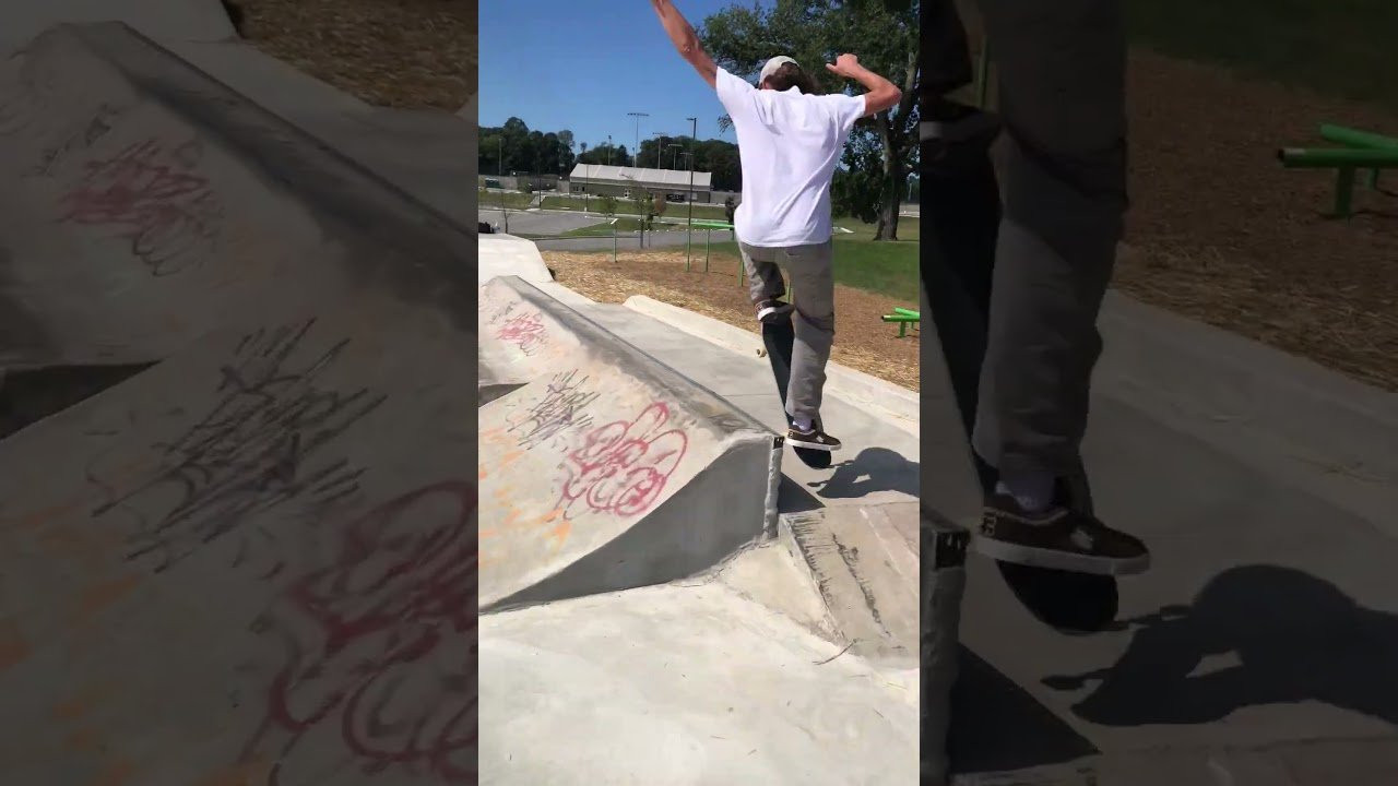 Summertime & living is easy, myles with a quick rip around Edgewood in the chocolatey Reed Lows.