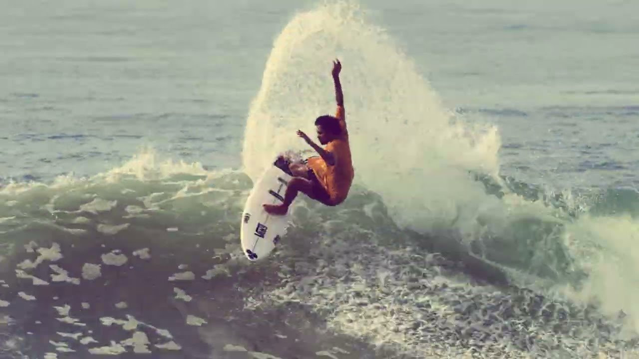 Dane and Mikey trading off one morning in Huatulco.<br /><br />Filmed by Hunter Martinez