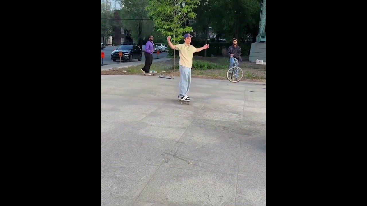 Will speaks about his process and how to turn a bad day skating into a good one via our full interview with him, now live on QS: https://quartersnacks.com/2025/09/gymnastics-improv-an-interview-with-will-marshall/