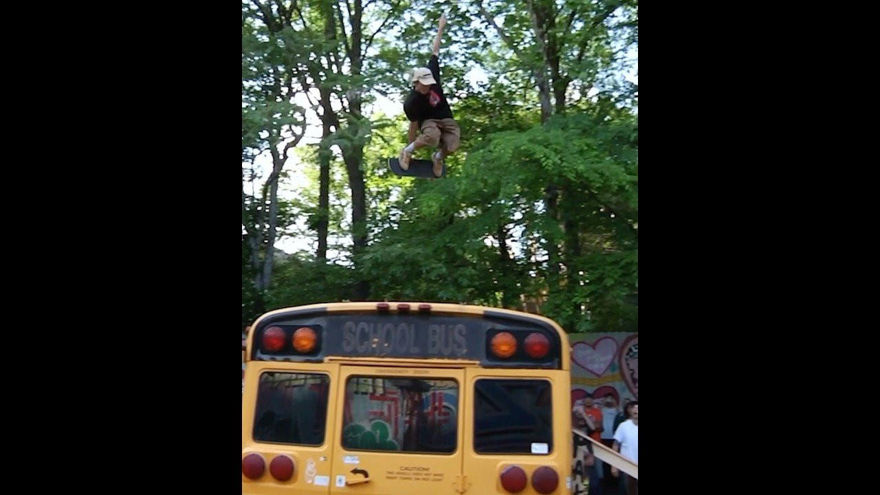 Simon Bannerot goes crazy in the “Heavy MAKA Parking Lot”