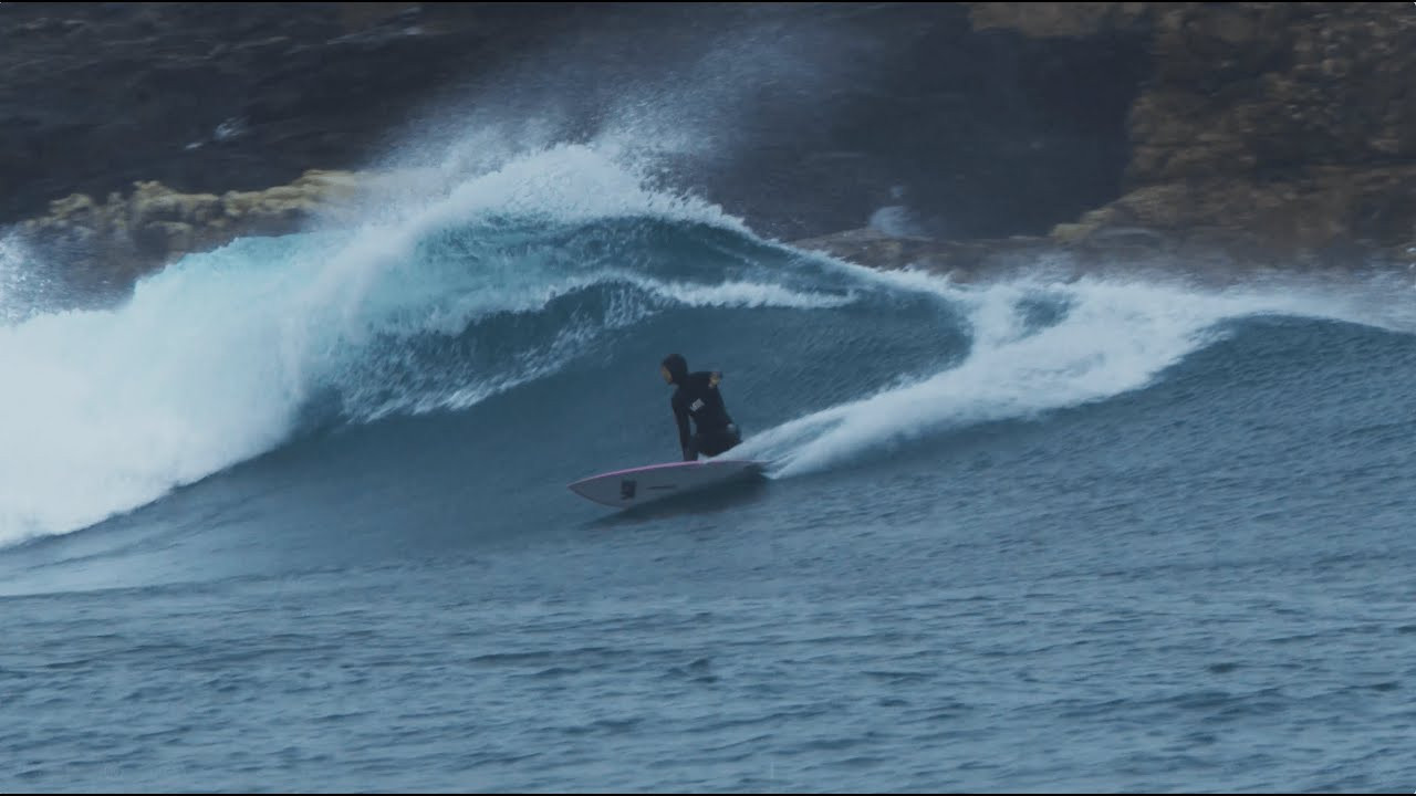 an Of Montreal cover attempt and some waves from (long ago &) far away where I never came out of a barrel ༼ つ ◕_◕ ༽つ <br />- Hanna <br /><br /><br />filmed by - Justin Taylor Smith<br />music - "don't ask me to explain"(Of Montreal) by Hanna Scott