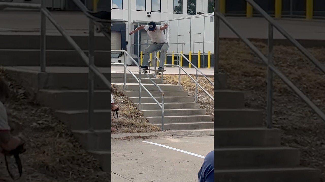 PATINA Y DESTRUYE 💥 LEO ROMERO