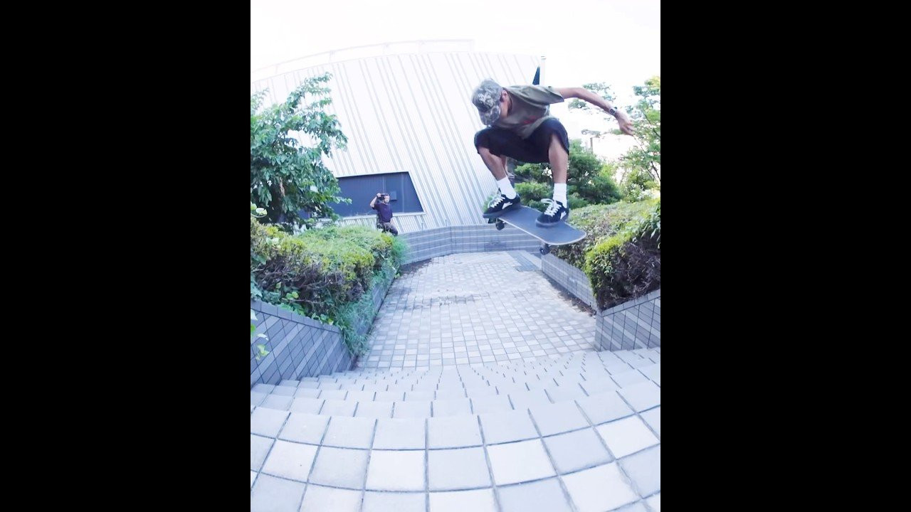 From his energetic Lenz part to Asics' new vid, Kyonosuke's established himself as a must-watch act. Still on the hunt, he keeps the hits coming with lighting-quick feet and immaculate lines through Tokyo's cuts.