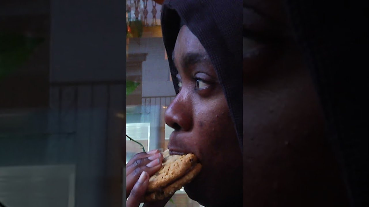 Brunch, Blick, and books with Beatrice for the latest episode of $100 Chill. <br /><br />Filmed and edited by Sean Bendon.<br /><br />More episodes of $100 Chill: https://skatejawn.com/tag/100-chill/ <br />Subscribe to Skate Jawn: https://webstore.skatejawn.com/<br />More content: http://skatejawn.com<br />IG: https://www.instagram.com/skatejawn/<br />More videos: https://www.youtube.com/skatejawn