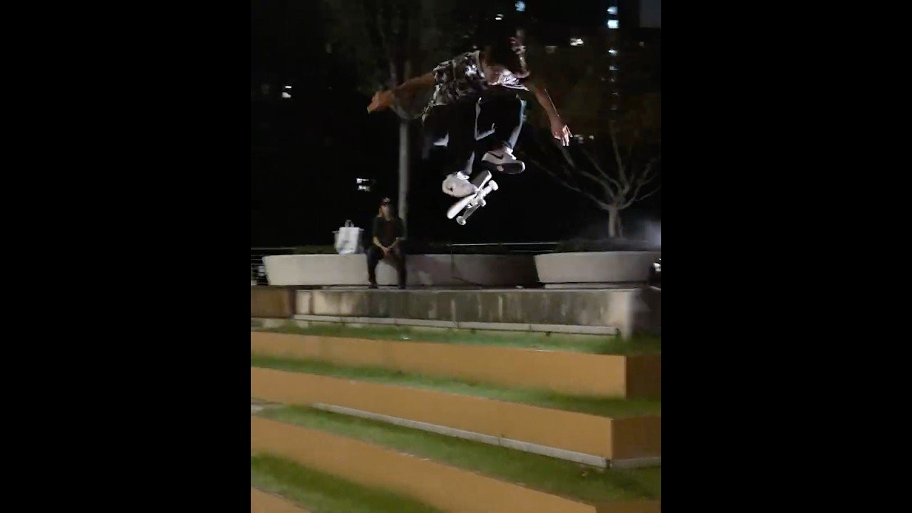 Yuto Horigome & Chloe Covell run it up on the Nike SB “Hai Def” Shanghai Tour 🇨🇳