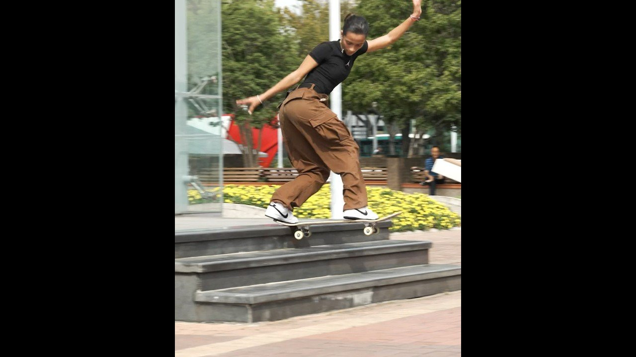 HEAVY plaza session with the NikeSB team 🇨🇳