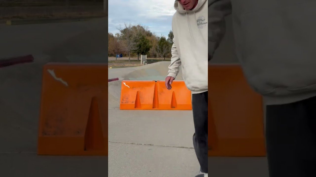 Wallie Crail Varial at Goose Gossage Skatepark by Ryan Heier in Colorado Springs. Filmed for Ritual Skateboards.<br /><br />#CrailVarial #RitualSkateboards #RyanHeier #Shorts #Skateboarding #Wallie